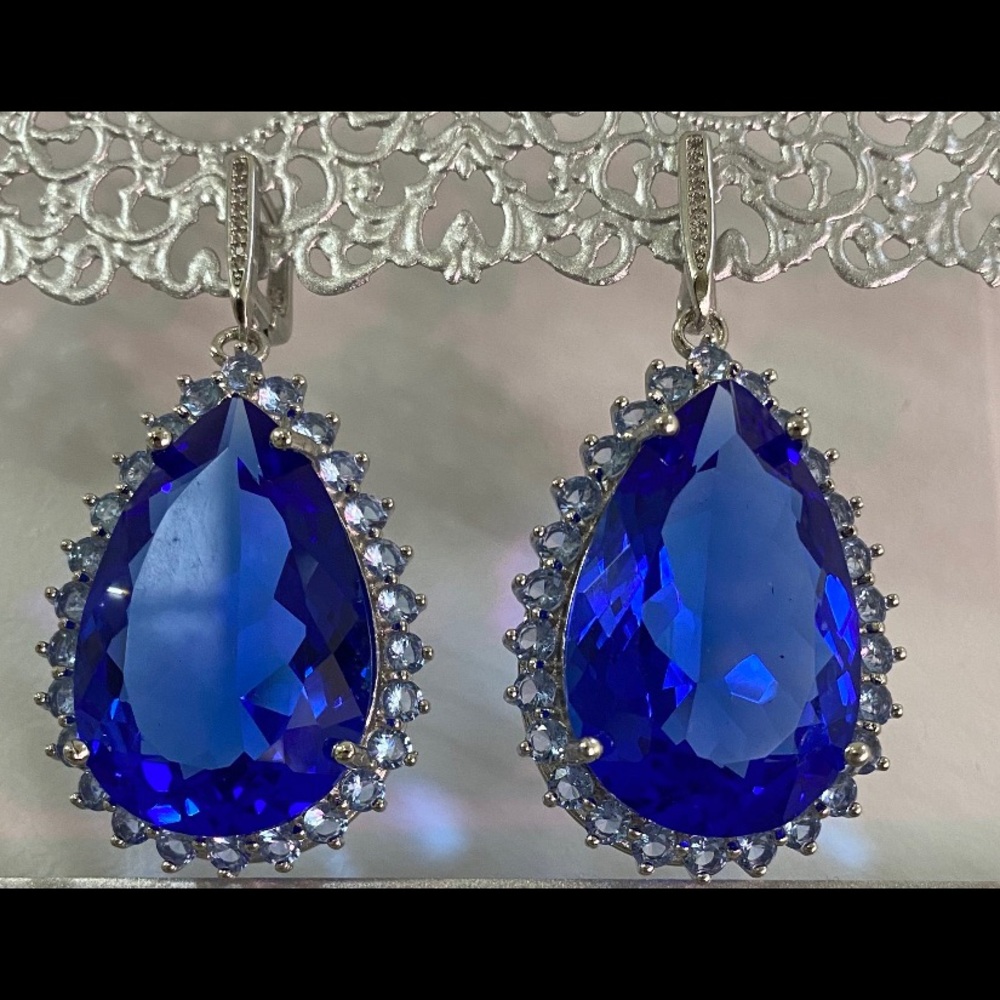 Luxury Tanzanite Earrings (925 silver)